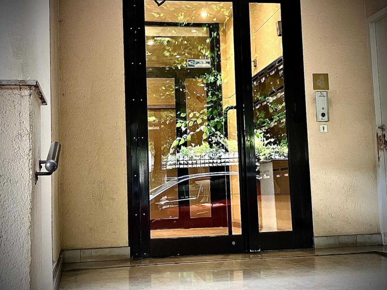 Gold Hotel - Paris-Disney Studio Chelles  Εξωτερικό φωτογραφία